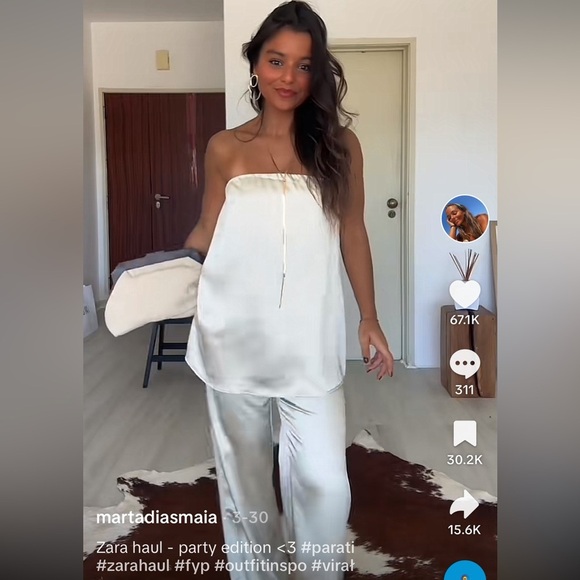 NWT ZARA BLOGGER FAV satin Top size L and XL
🚨PRICE FIRM NO DISCOUNT - Picture 10 of 16